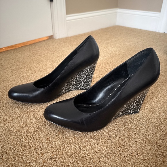 Nine West Wedge - Picture 1 of 7